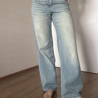 Hellblaue Wide-Leg Jeans
