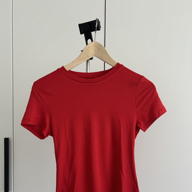 red "skims dupe" shirt