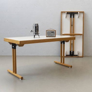 High-quality Hiller folding table