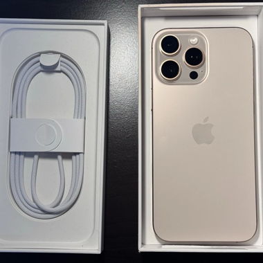 Apple iPhone 16 Pro Gold