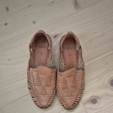 Chaussures en cuir de Cano