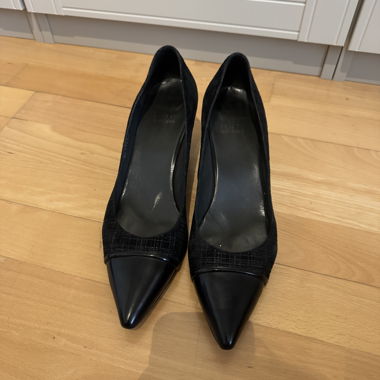 Stuart Weitzman Tweed and Leather heels 