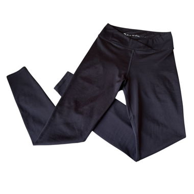 Move black sports leggings