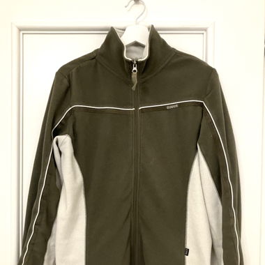 Fleece in true Y2K style 