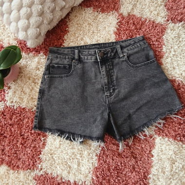 Shorts / Sommer Hot Pants / Black Denim