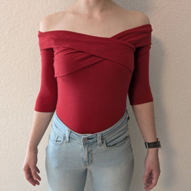 Eleganter schulterfreier Body