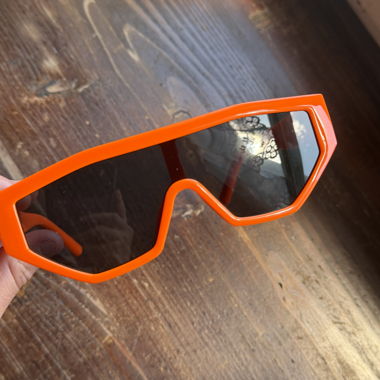 Orange Sonnenbrille