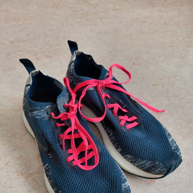 Brooks Laufschuhe Gr. 37.5
