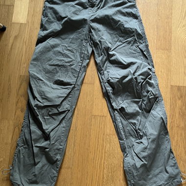Cargo Hose Dunkelgrün