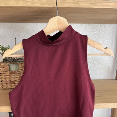 Burgundy red tight Top