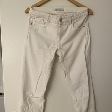 Jeanshose im Mom-Fit mit used Optik