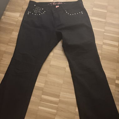 Jeans noirs avec strass