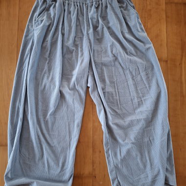 Blaue Cordhose