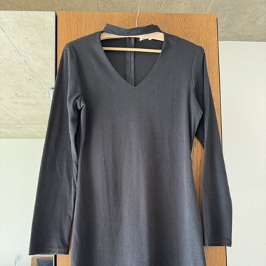 Robe avec tour du coup