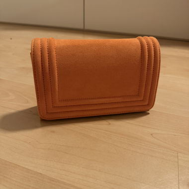 Pochette à chaîne en bandoulière orange