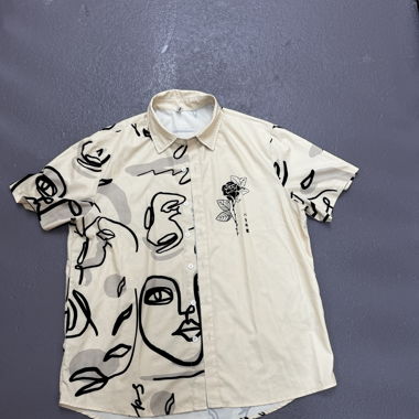 Short-sleeve shirt with patterns