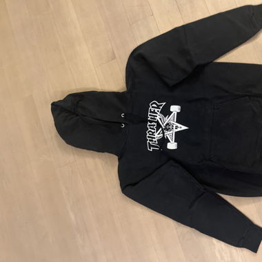Thrasher Pulli
