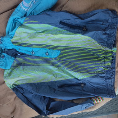 Bunte Vintage-Windjacke