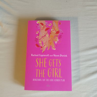 Buch „She Gets the Girl“