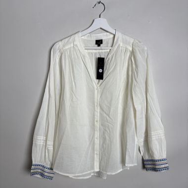 Camicia bianca ricamata