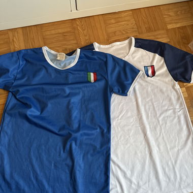 2 Football Jerseys Italy & France