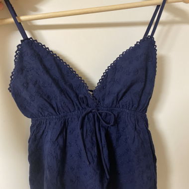 navy blue subdued top