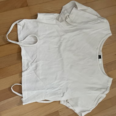 Top à lacets