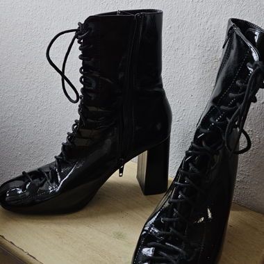Bottines lacées