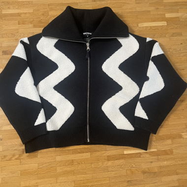 Veste en tricot WRSTBHVR