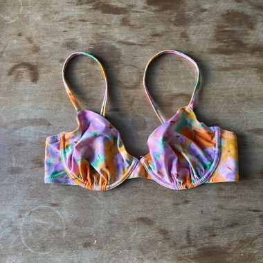 Bikini-Top bunt