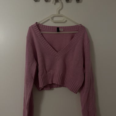 crop pullover
