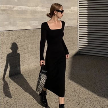 Bodycon stretchable long sleeve little black dress