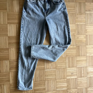 Jeans chiari a vita alta