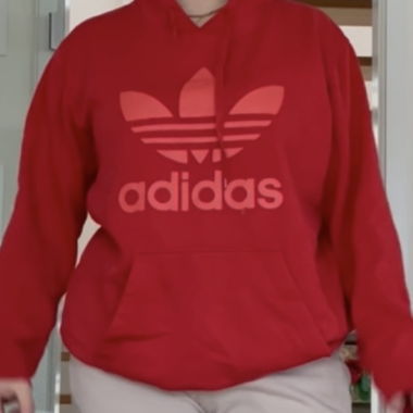 Roter Adidas Hoodie mit Logo