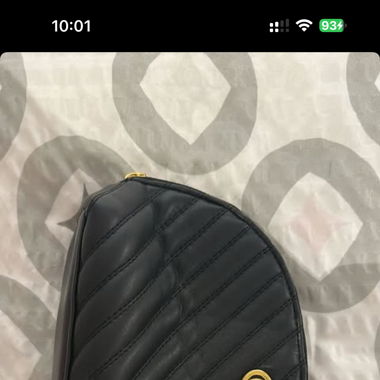 Trousse GUESS