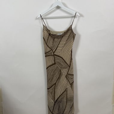 J. Taylor Slipkleid