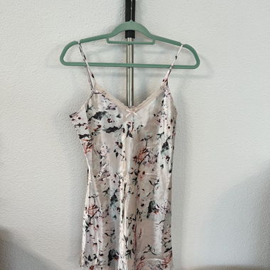 Combinaison en satin floral