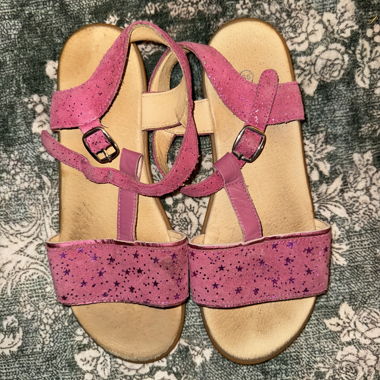 Sandales pour enfants Vertbaudet roses