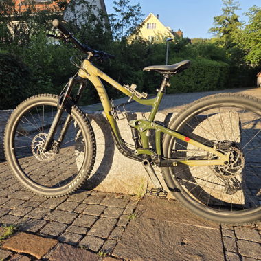 Vélo tout-terrain Liv Intrigue 29 2 2023, état top