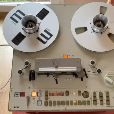AEG magnetophon 20