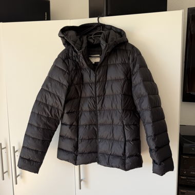 VILA Black Puffer Jacket Gr. 44