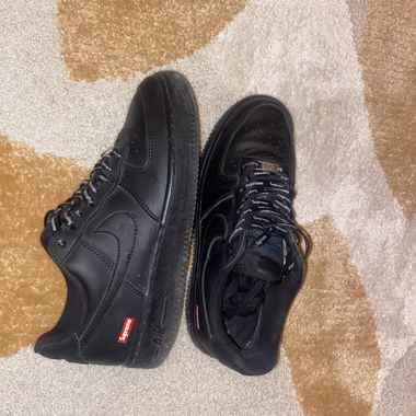 Nike x Supreme Air Force 1 Low