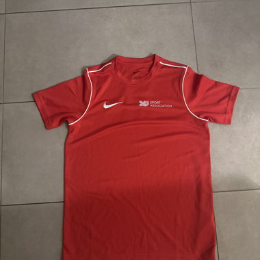 Nike sport shirt rouge