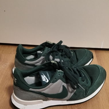 Nike Internationalist