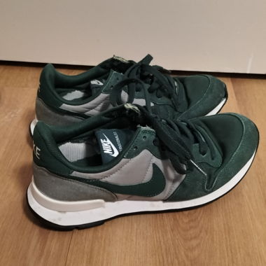 Nike Internationalist
