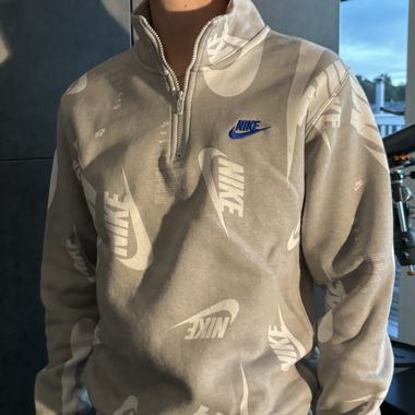 Pullover NIKE