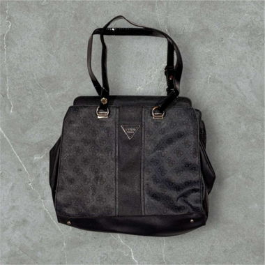 guess bag in black monogram