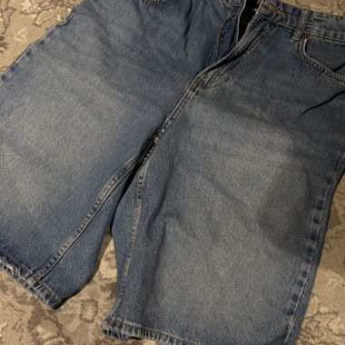 Stradivarius blaue Denim-Bermuda-Shorts