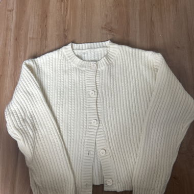 Cardigan beige et blanc