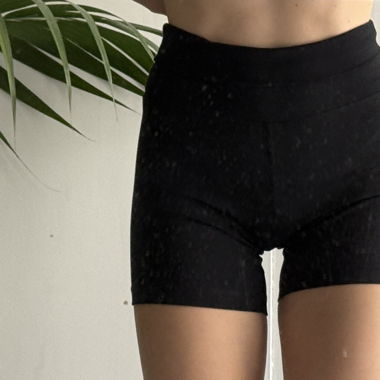 Yoga shorts M